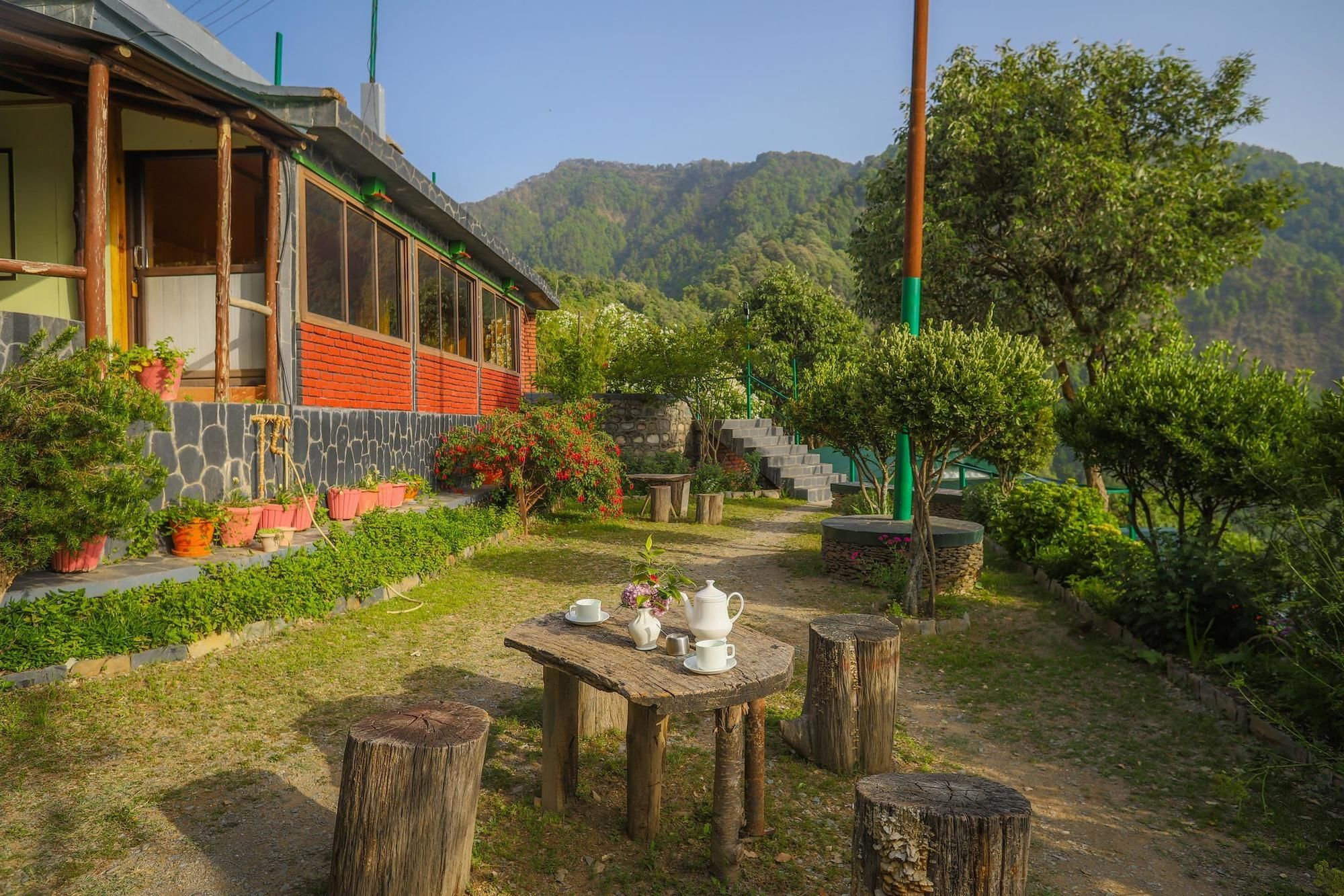 V Resorts The Nest Cottage Nainital Exterior foto
